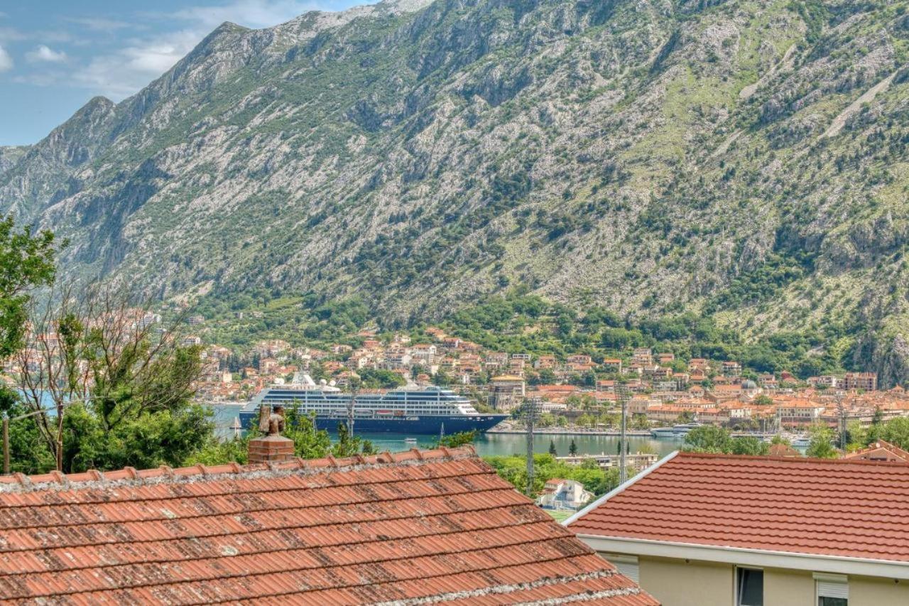Villa Underhill Royal View Kotor Exterior foto